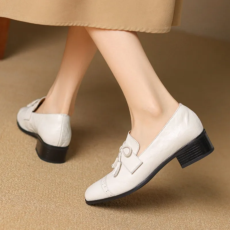 Elegant Brogue Bow Square Toe Loafers for Women with Block Heel in Beige/Black