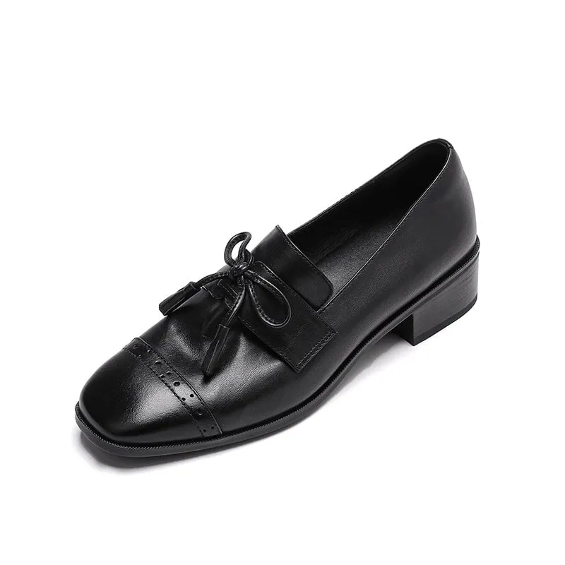 Elegant Brogue Bow Square Toe Loafers for Women with Block Heel in Beige/Black