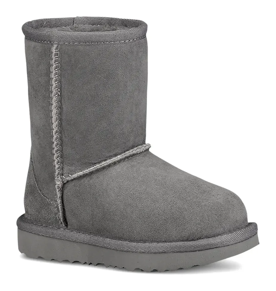 Toddler's UGG Classic Short II – Cozy & Lightweight for Little Feet