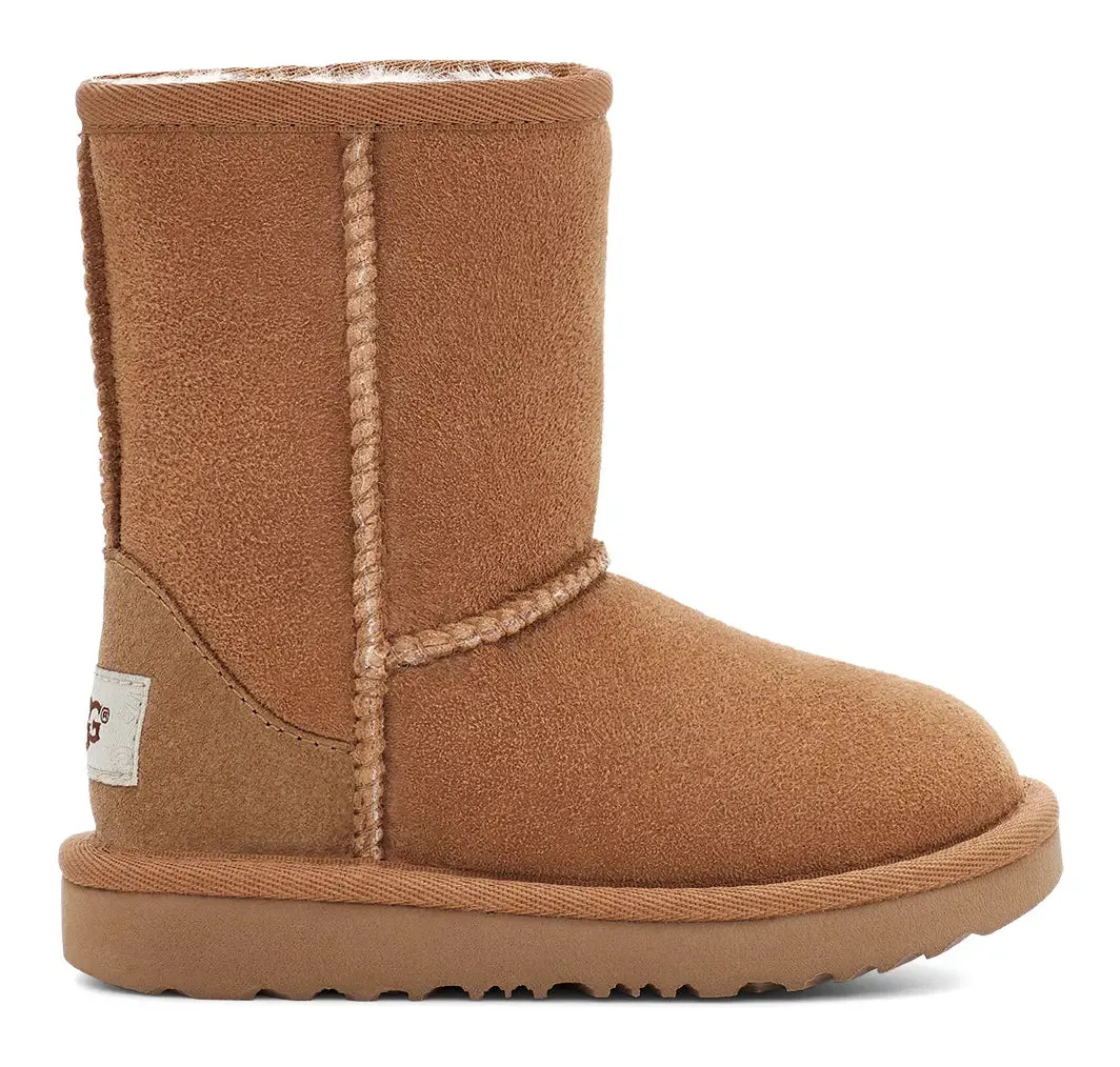 Toddler's UGG Classic Short II – Cozy & Lightweight for Little Feet